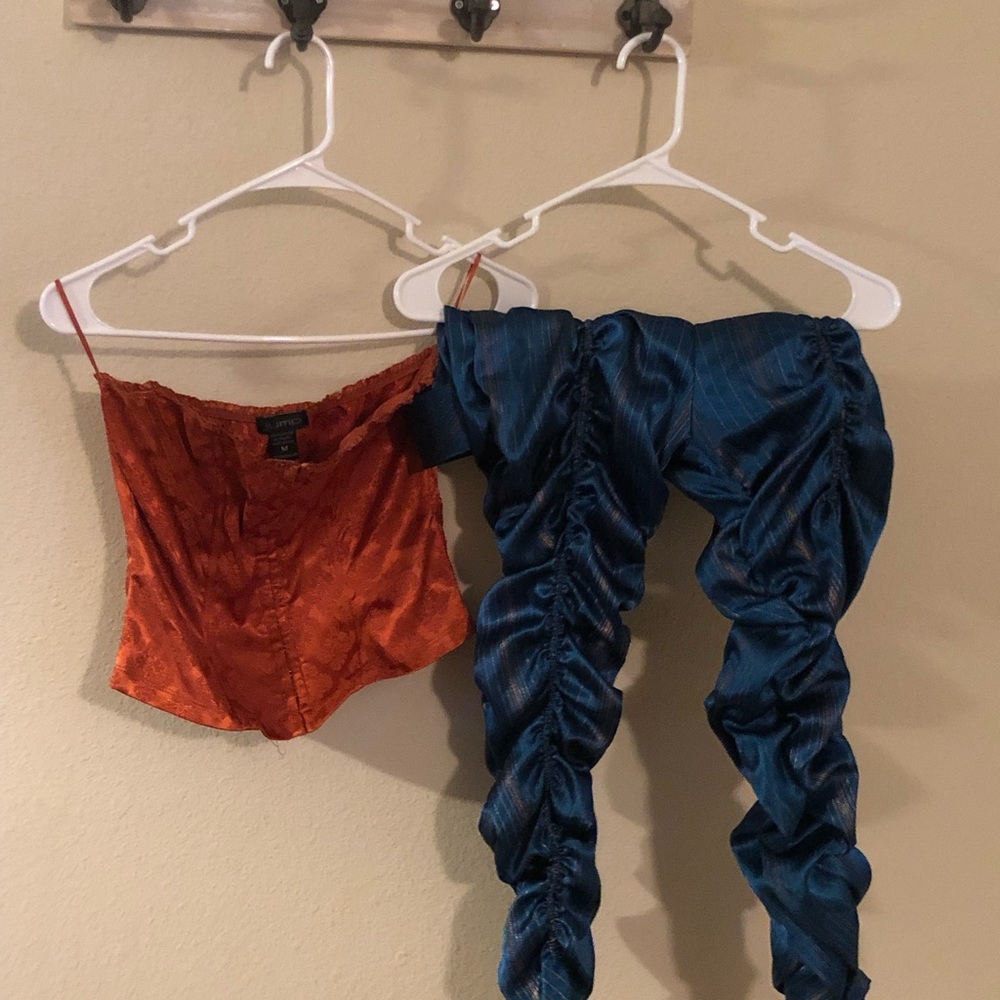 Super cute corset and pants!